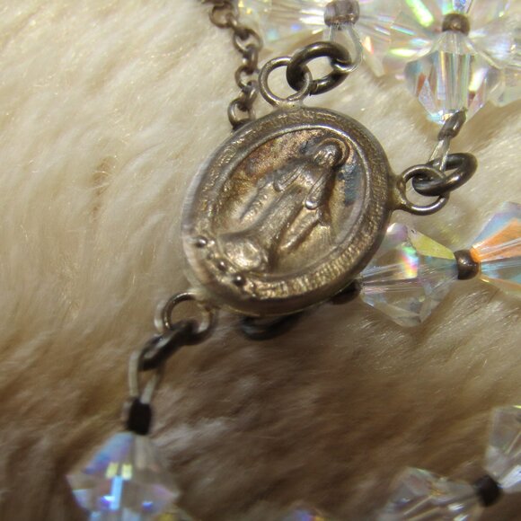 Vintage sterling silver and aurora borealis glass crystal rosary - Picture 5 of 9